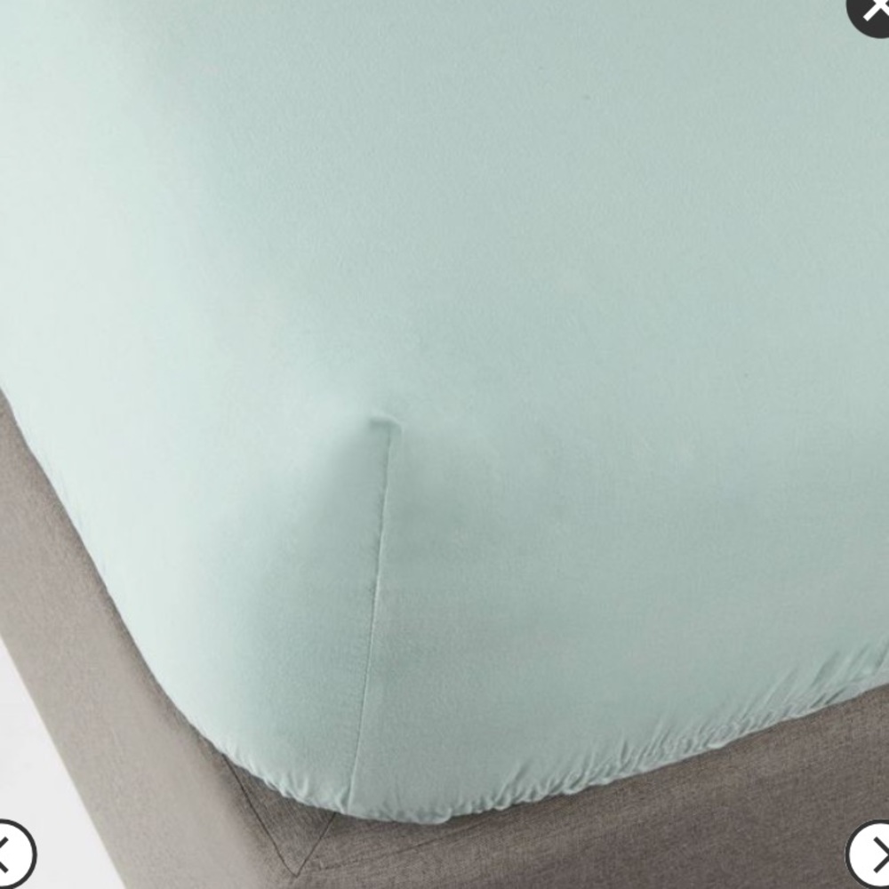 300 Thread Count Ultra Soft Fitted Sheet